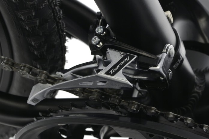 5_R24 _R KANDS 28 CRS 1200 CROSS M19 CZARNY MAT.jpg