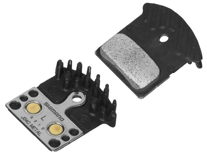2_Klocki hamulcowe tarczowe z radiatorem SHIMANO J04C J04C-MF XTR XT SLX Deore.png