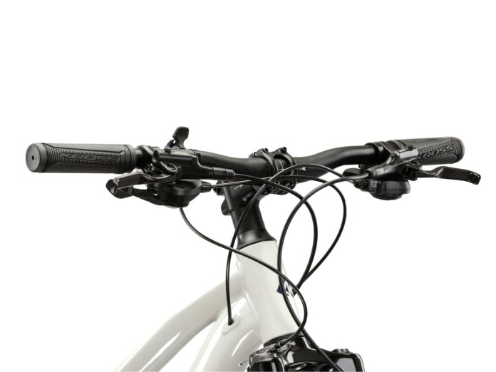 4_Rower MTB 27.5" KROSS LEA 5.0 rama XS 14" szary - granatowy R25.jpg
