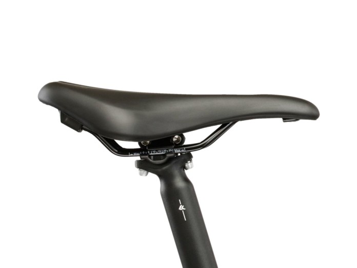12_Rower crossowy 28" KROSS EVADO 7.0 rama XL 23" czarny - srebrny R25.jpg