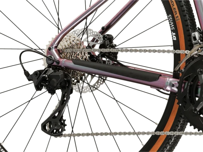 9_Rower 28" Gravel KROSS ESKER 6.0 rama M 19" kameleon - czarny R26.jpg