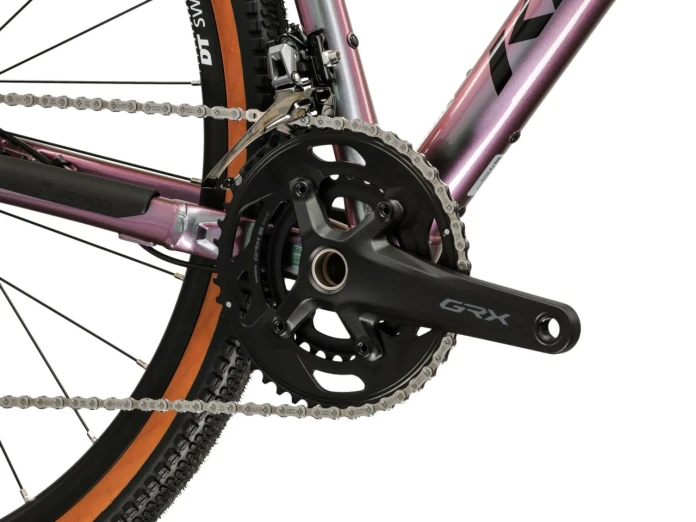 10_Rower 28" Gravel KROSS ESKER 6.0 rama M 19" kameleon - czarny R26.jpg