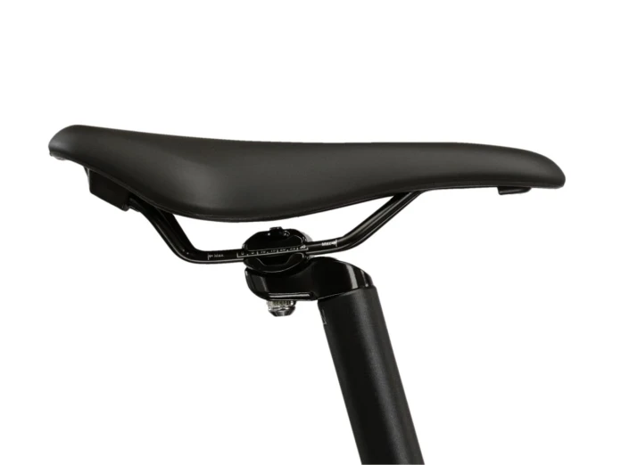 Rower MTB 27.5" KROSS LEA 5.0 rama S 14" biały - różowy R26
