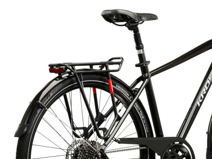 9_Rower trekkingowy 28" KROSS TRANS 7.0 rama L 21" czarny - srebrny R26.jpg