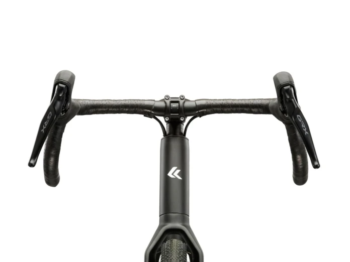 7_Rower Gravel 28" KROSS ESKER 6.0 rama L 20" czarny R26jpg