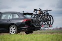 7_Bagażnik samochodowy na hak KROSS MOVE 3.0 na 3 rowery T4CBAS00002.jpg